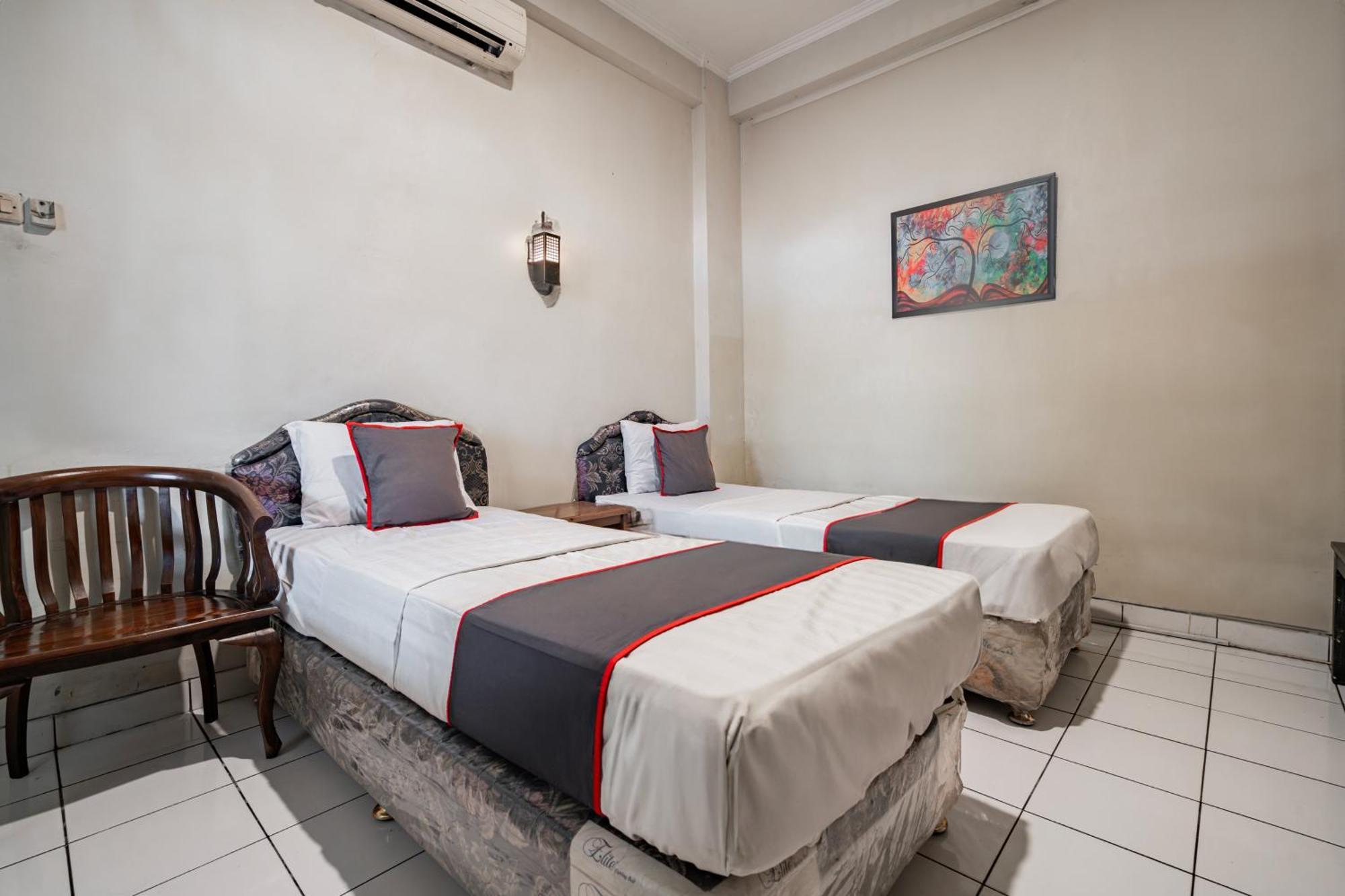 Collection O Hotel Sanira Bandung Eksteriør bilde