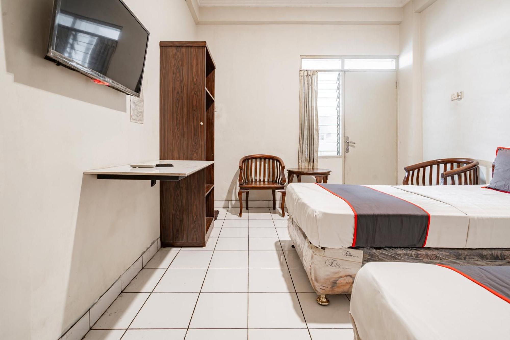Collection O Hotel Sanira Bandung Eksteriør bilde